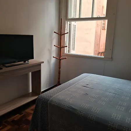 Pratico E Bem Localizado Apartamento